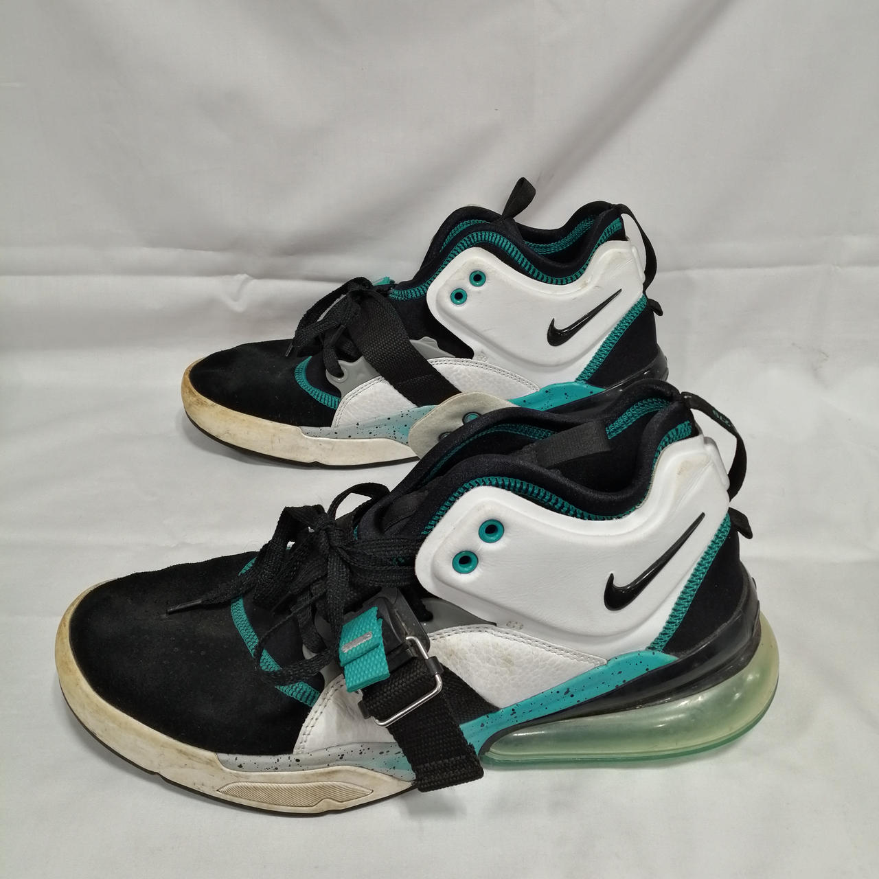 全体的に使用感、汚れあり