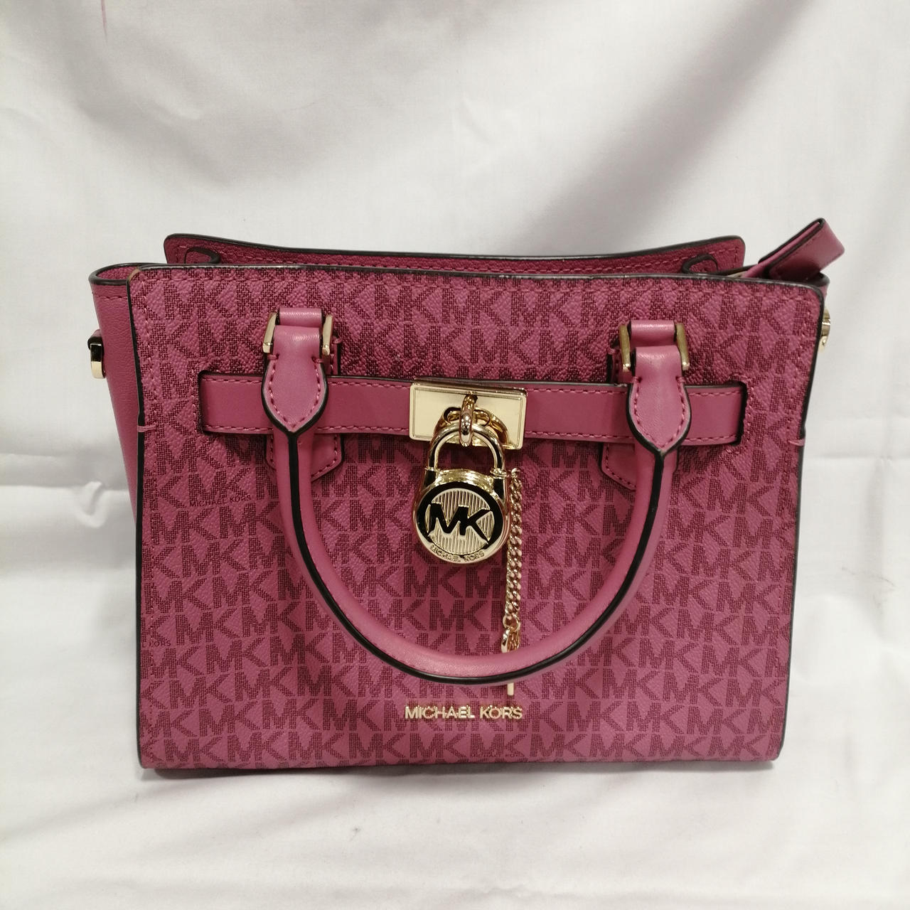 ショルダーストラップ欠品