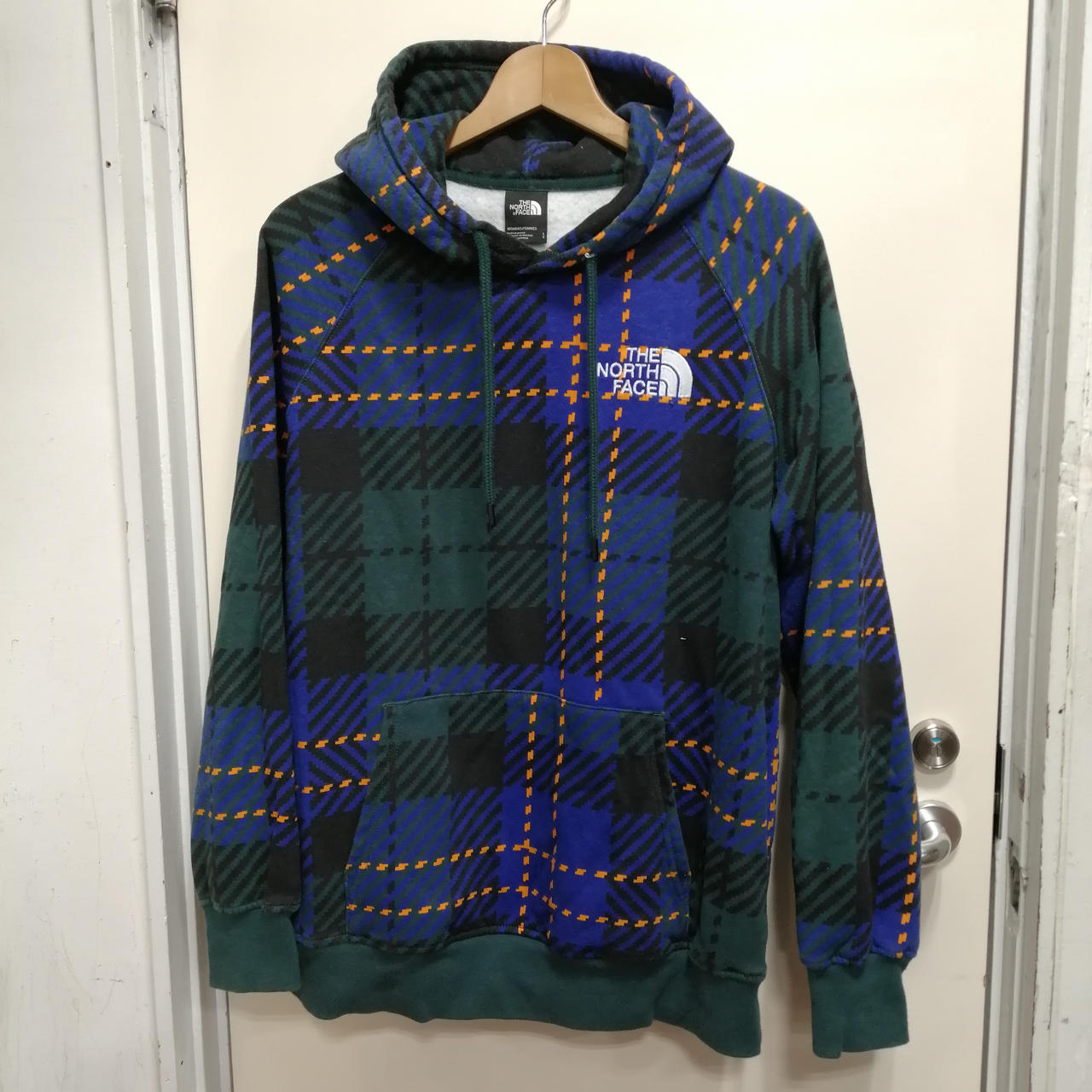 〔ノースフェイス〕 マウンテンパーカー チェック柄 cityboy ノースフェイス〕 マウンテンパーカー チェック柄 cityboy