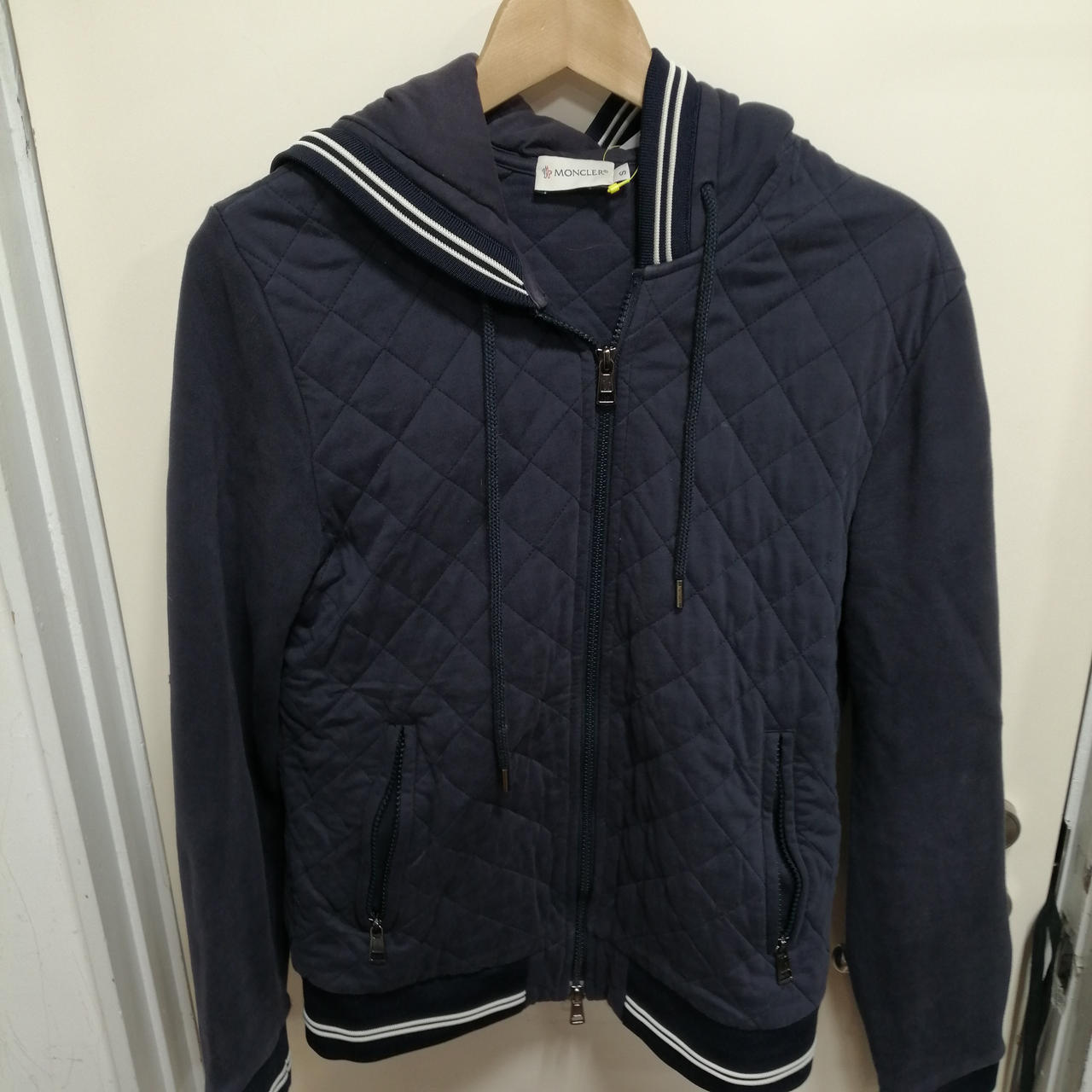 モンクレール(MONCLER)|キルティングジップパーカー|HARDOFFオフ