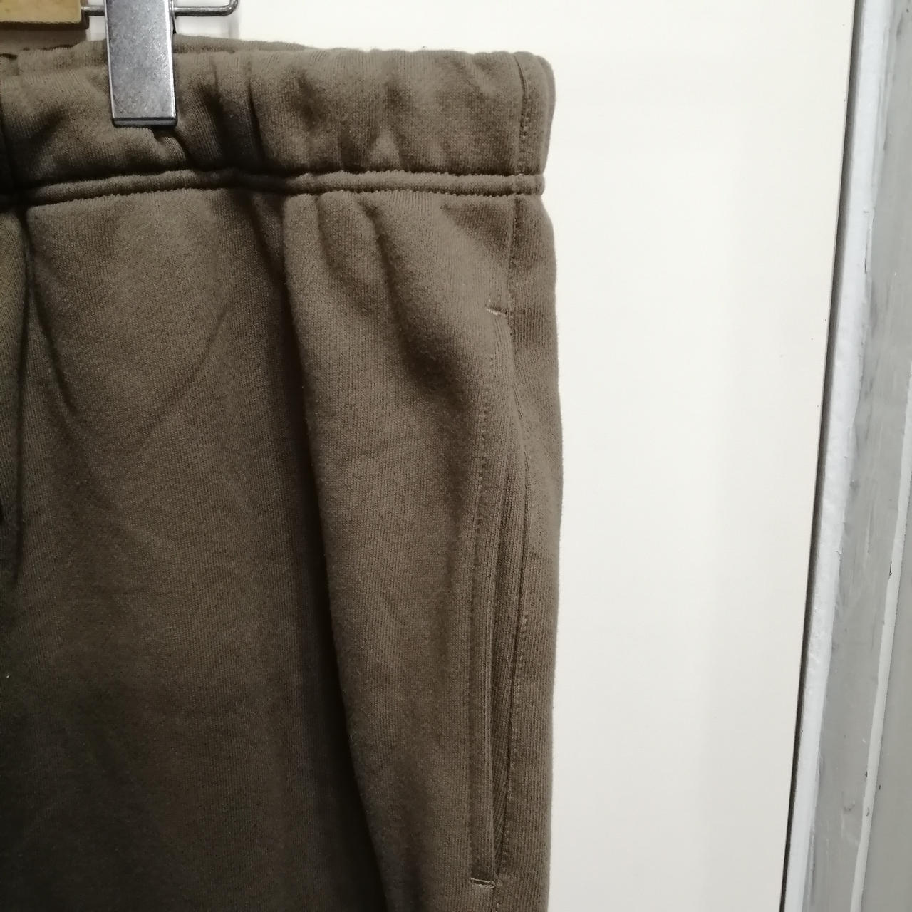 ポケット左右についてます