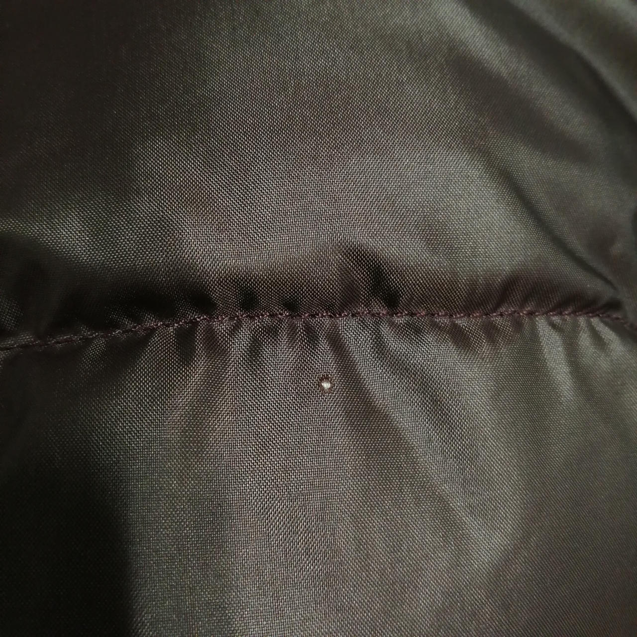 背面1mm程度の小さなダメージあり