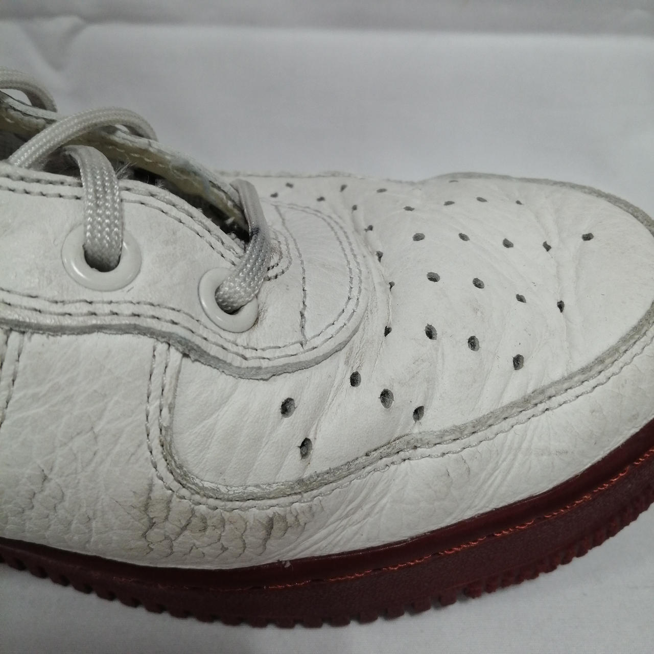 全体的に汚れ使用感あり。