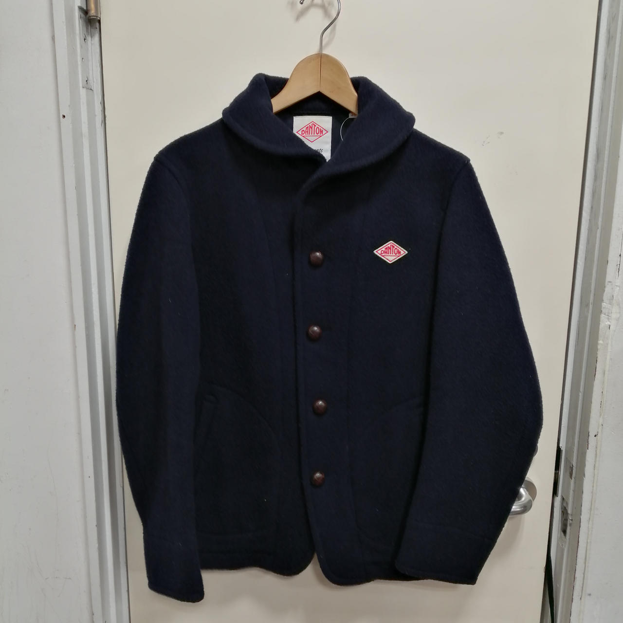 全体的に使用感、毛羽立ちあり