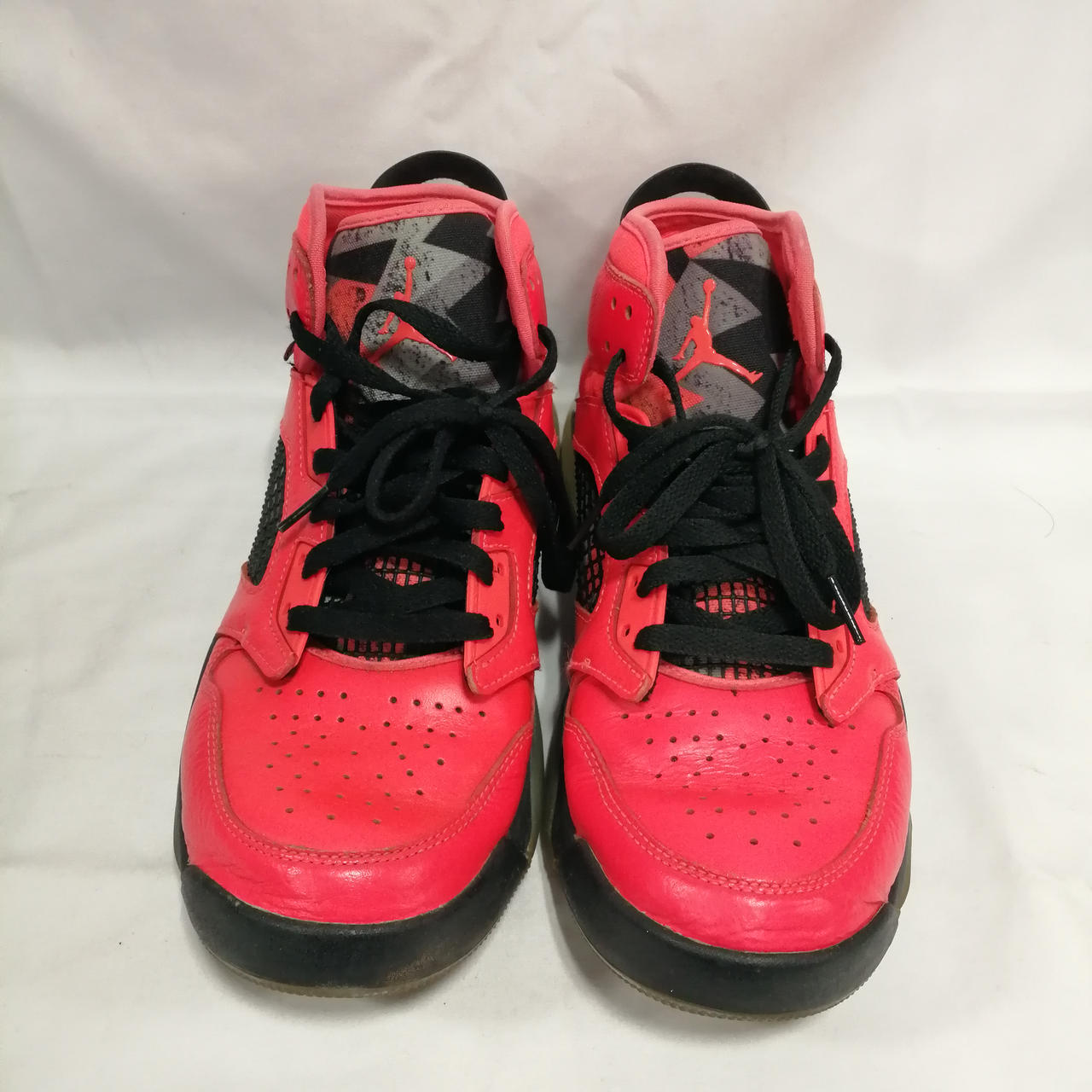 全体的に多少の使用感あり