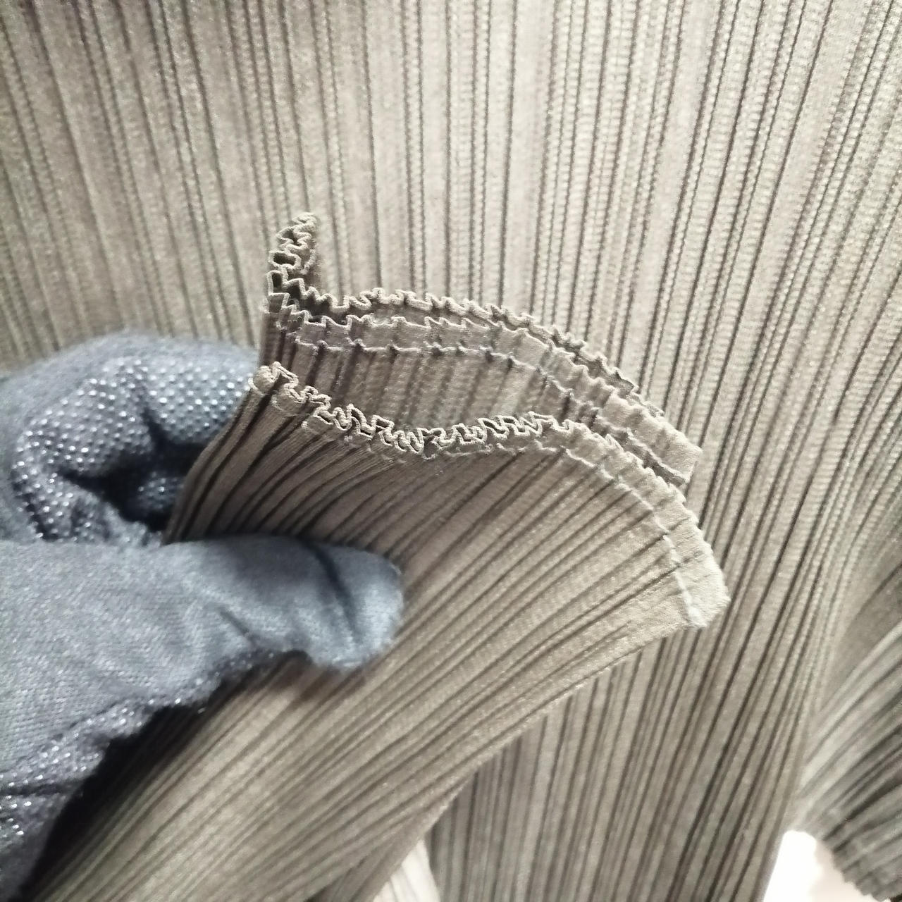 プリーツプリーズ(PLEATS PLEASE)|プリーツハイネックロングスリーブ