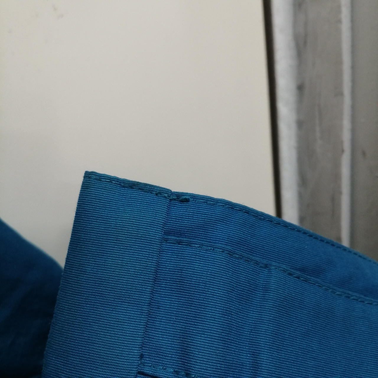 袖口多少の汚れあり