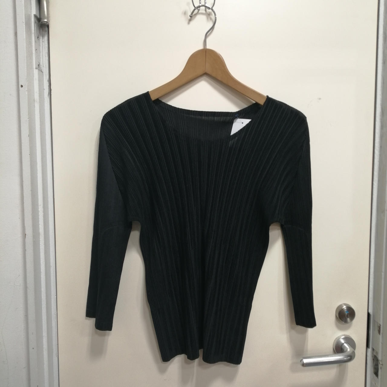 伸縮性のある素材です。