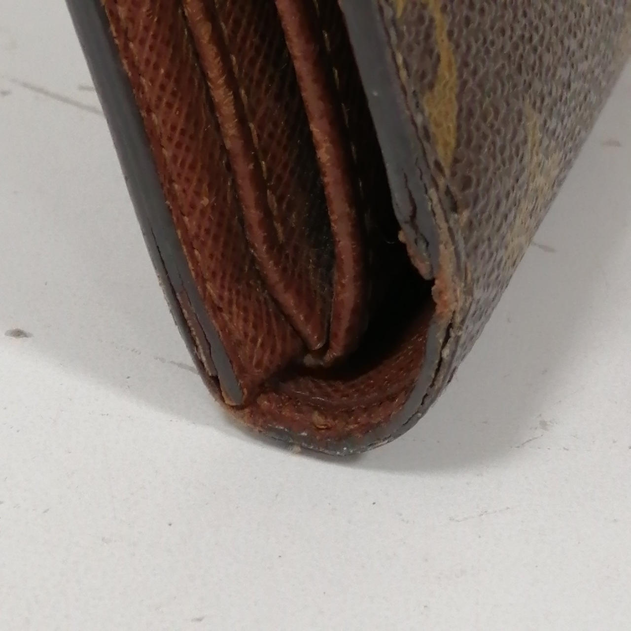 剥がれがございます