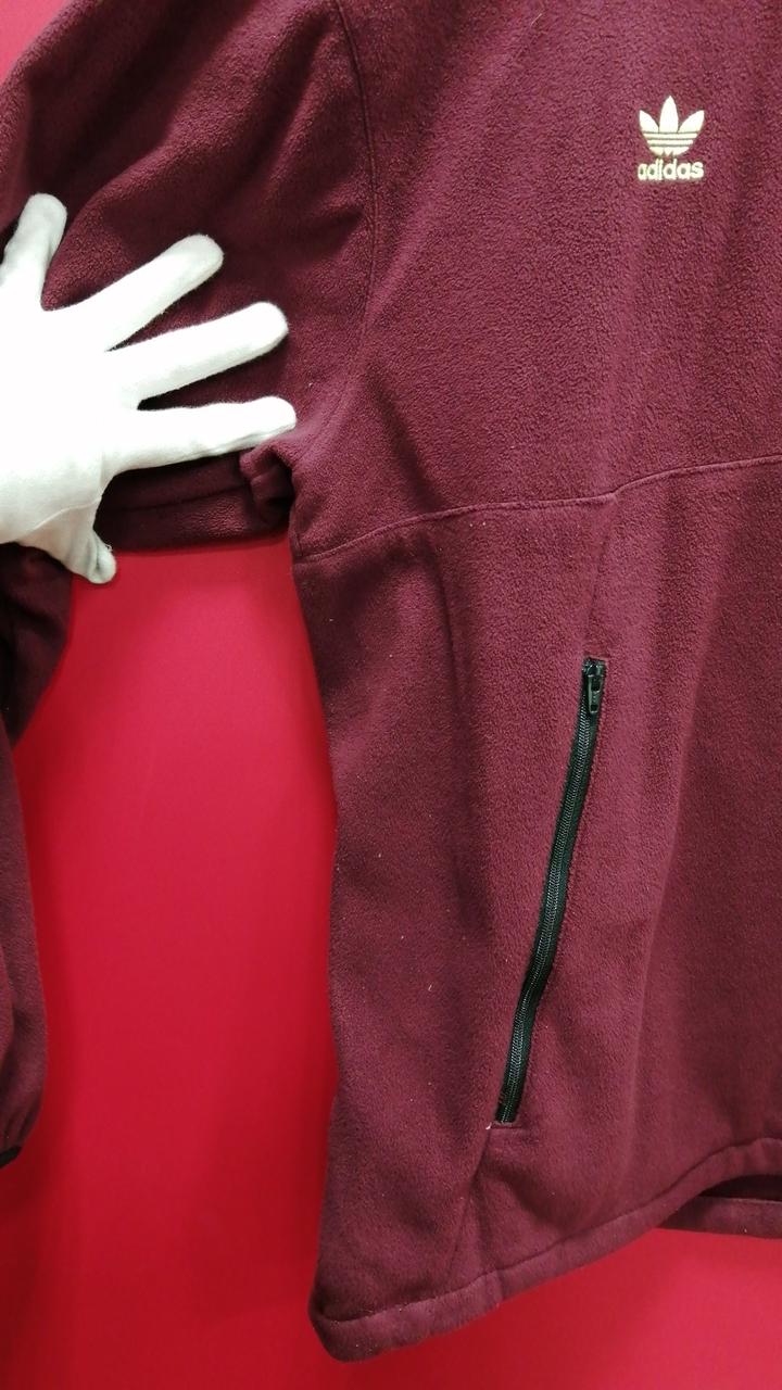 若干の毛玉あり。