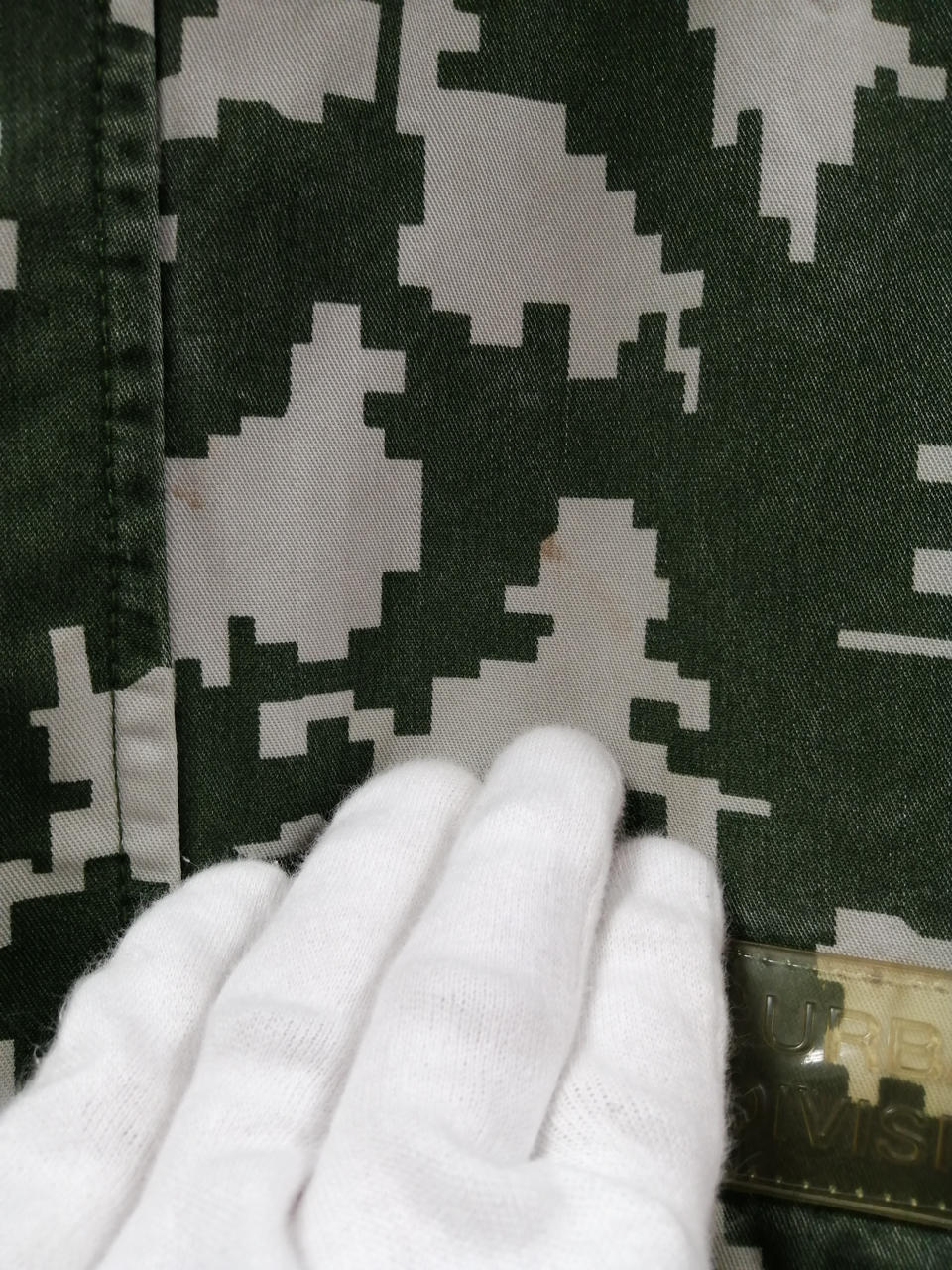 DIGITAL CAMOUFLAGE JACKETΩ 保証期間保証なし発送目安1-2日後登録日2024年04月13日表記サイズM着丈約63cm身幅約65c