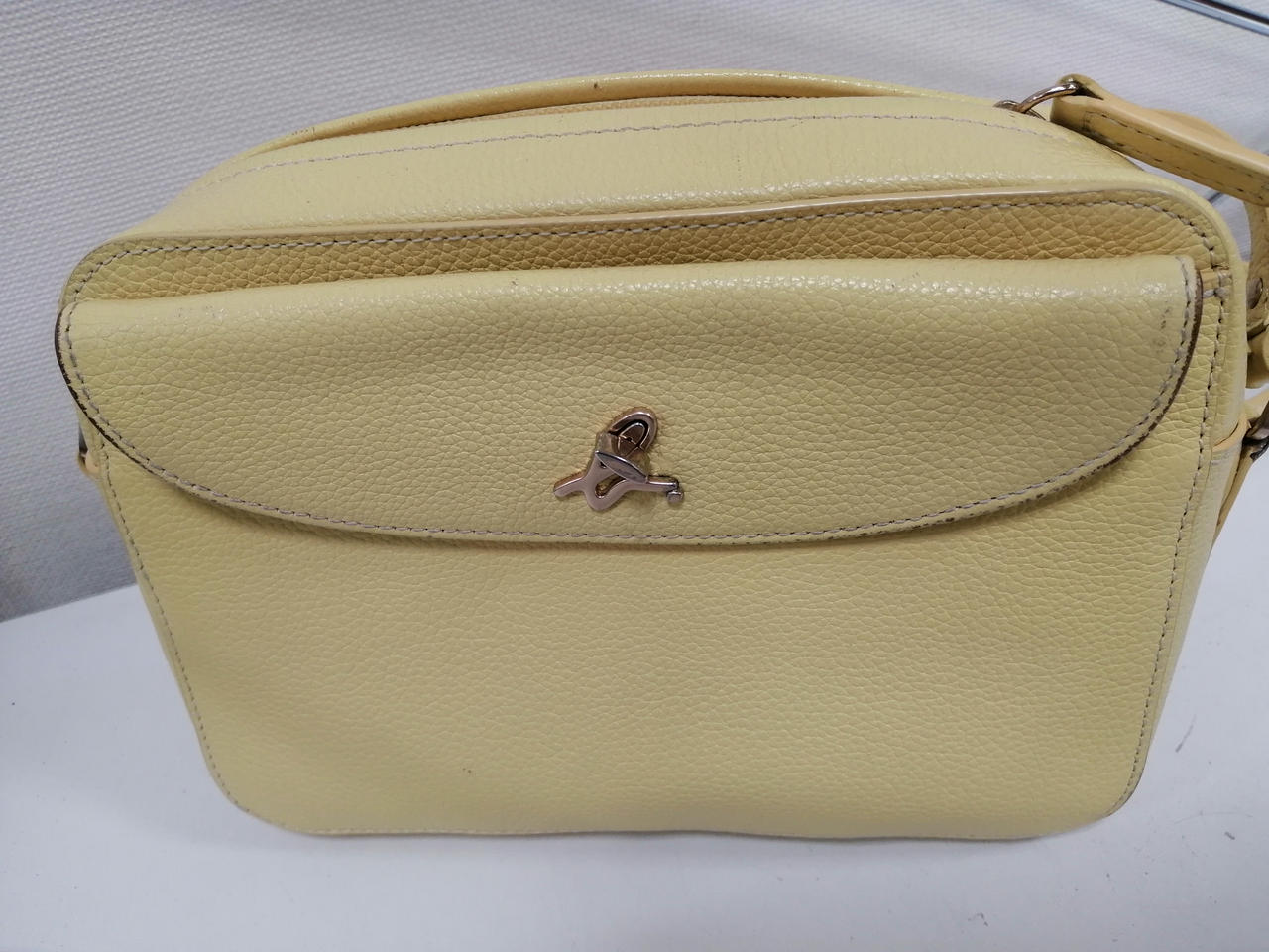 若干の擦れがあります