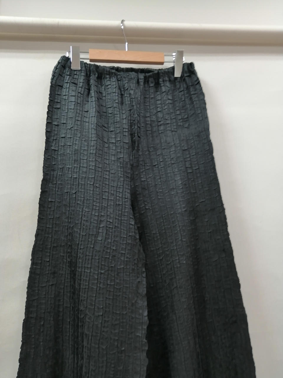 美品　イッセイ　ミヤケパンツ ISSEY MIYAKE イッセイミヤケ レディース パンツ（その他