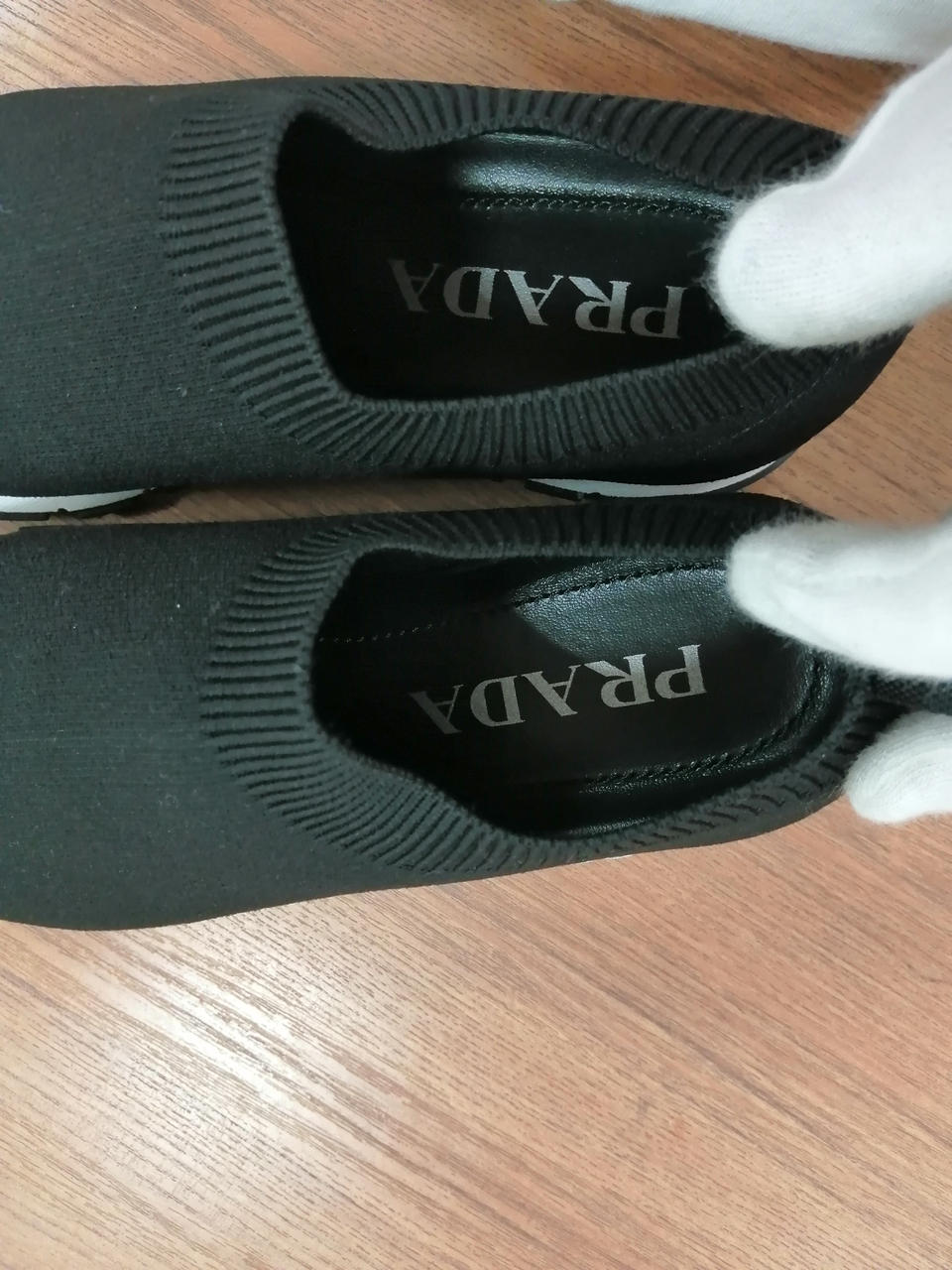 【期間限定値下げ】プラダ スニーカー　撥水加工済　34 未使用に近い PRADA|スニーカー|HARDOFFオフモール（オフモ）|1040220000019955