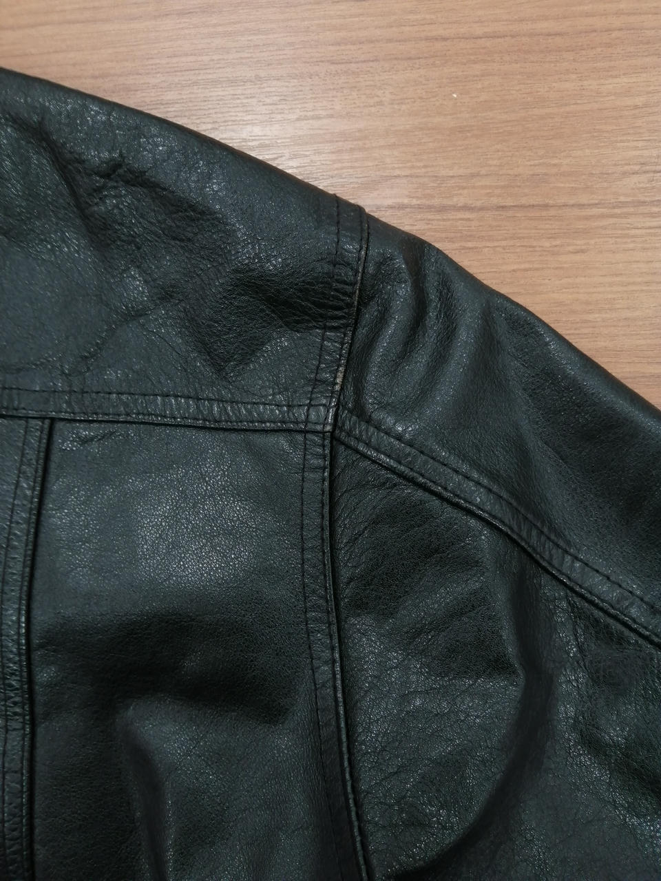 擦れがございます。