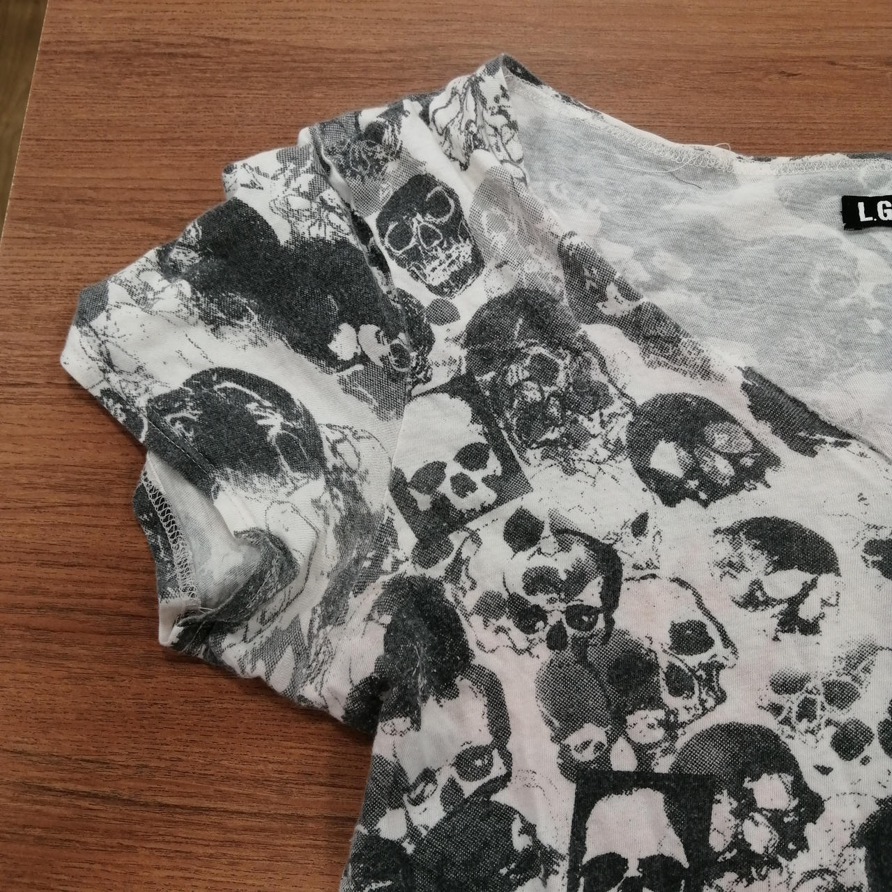 LGB|スカルVネックTシャツ|【ハードオフ公式通販】オフモール