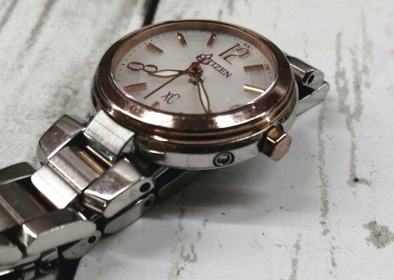 キズ、使用感あり