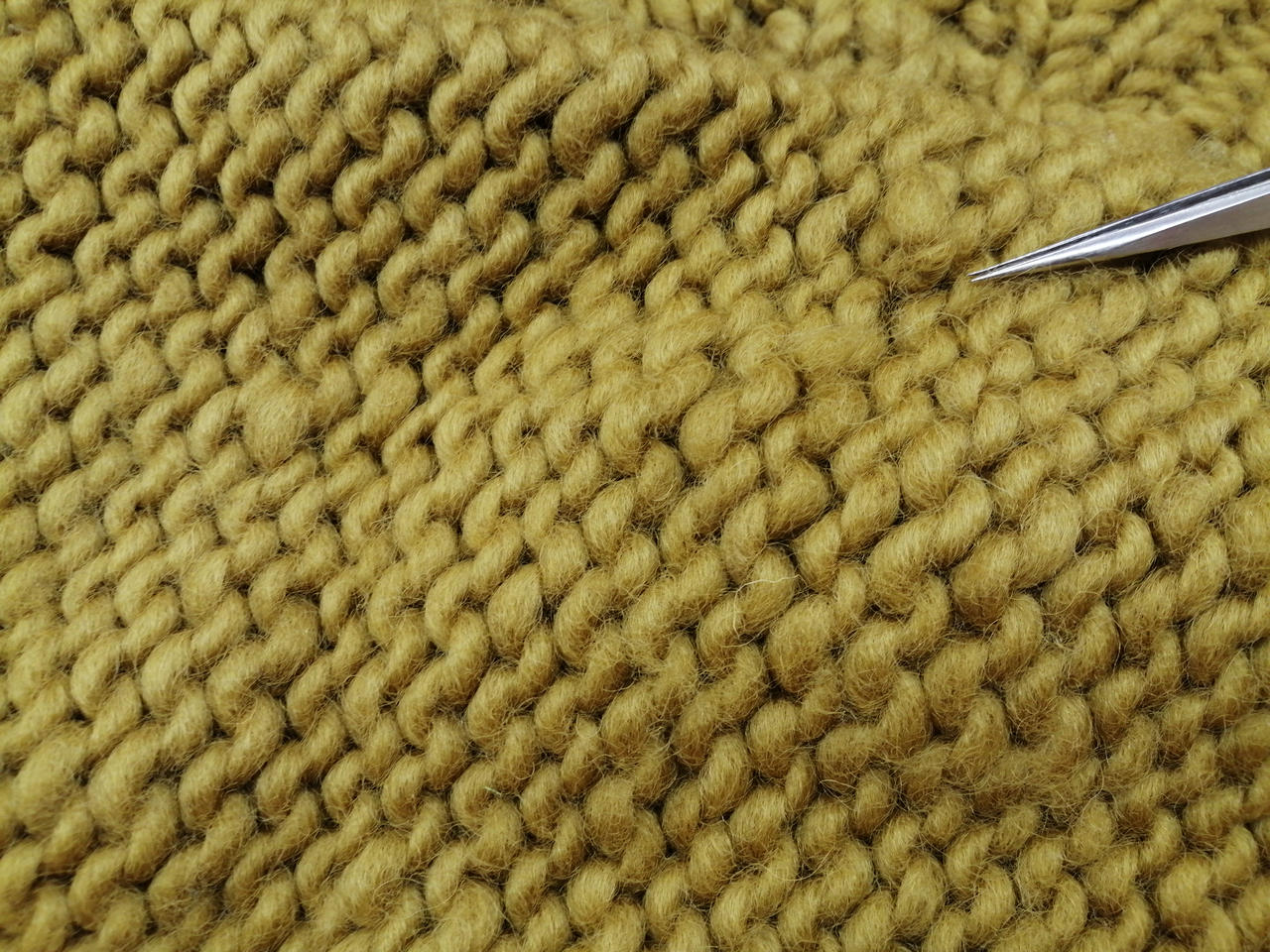 糸飛び出し少しあります