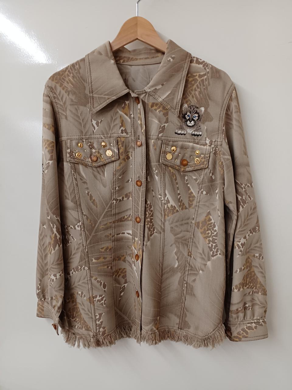 美品！伊太利屋 イタリヤ アニマル 変形ジャケット ブラウス 9 М 美品！伊太利屋 イタリヤ アニマル 変形ジャケット ブラウス 9 М