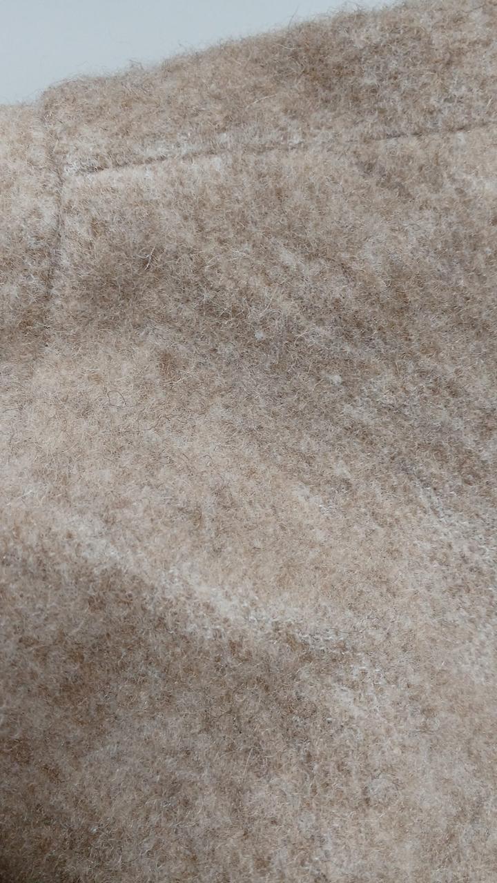 毛玉、毛羽立ちあり