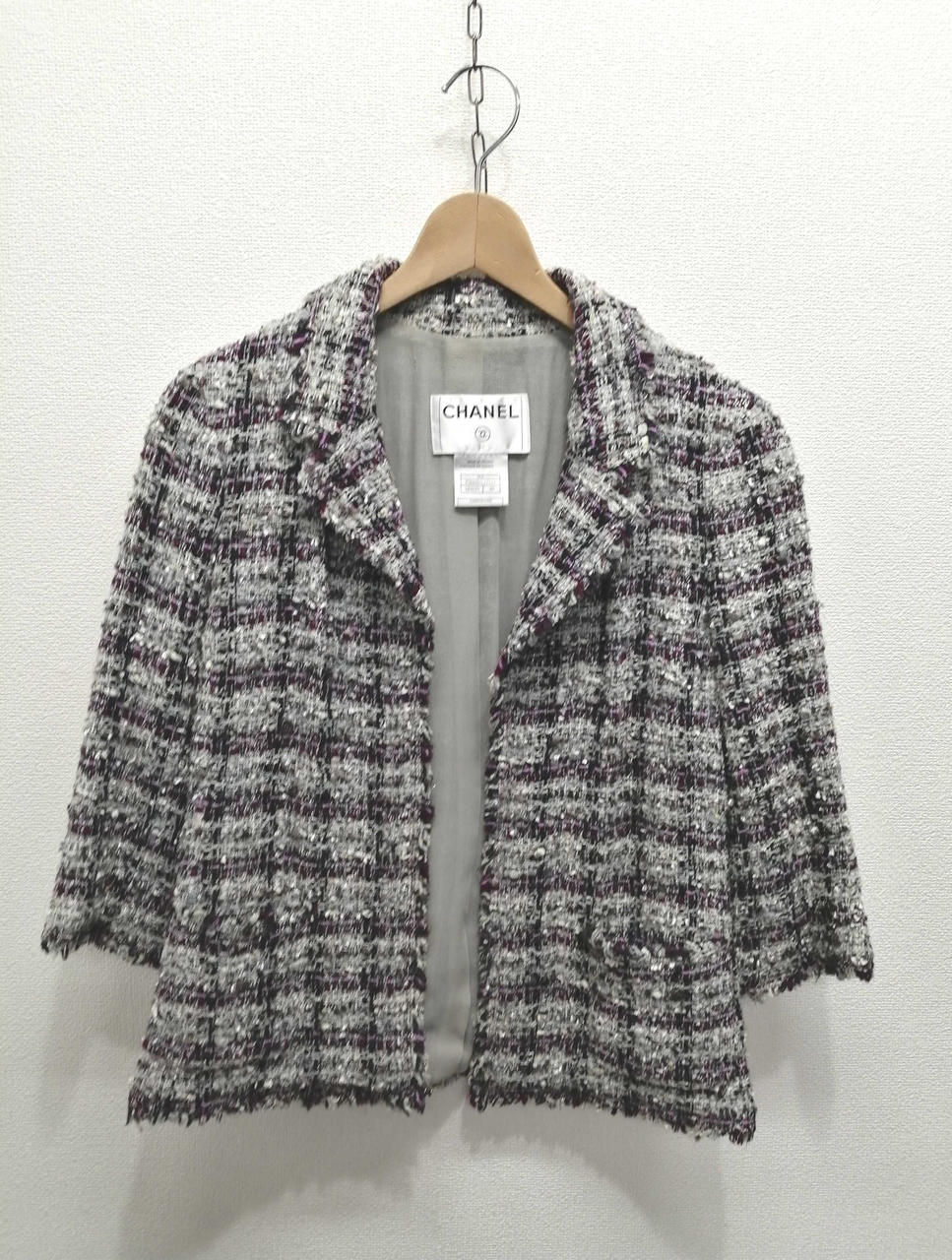CHANEL 型番：05A GRY PUR 脇裏地変色 40 ツイードジャケット
