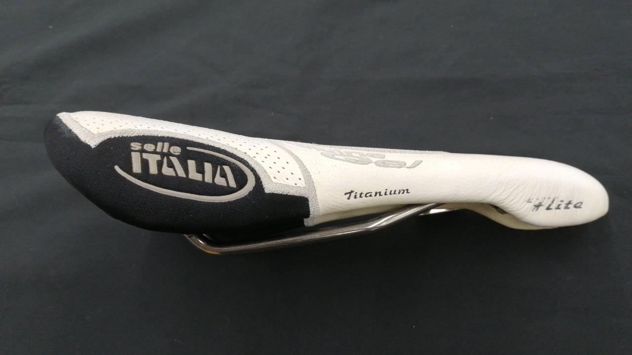 パーツ selle ITALIA Flite titanium CORIMA selle ITALIA Flite titanium CORIMA パーツ
