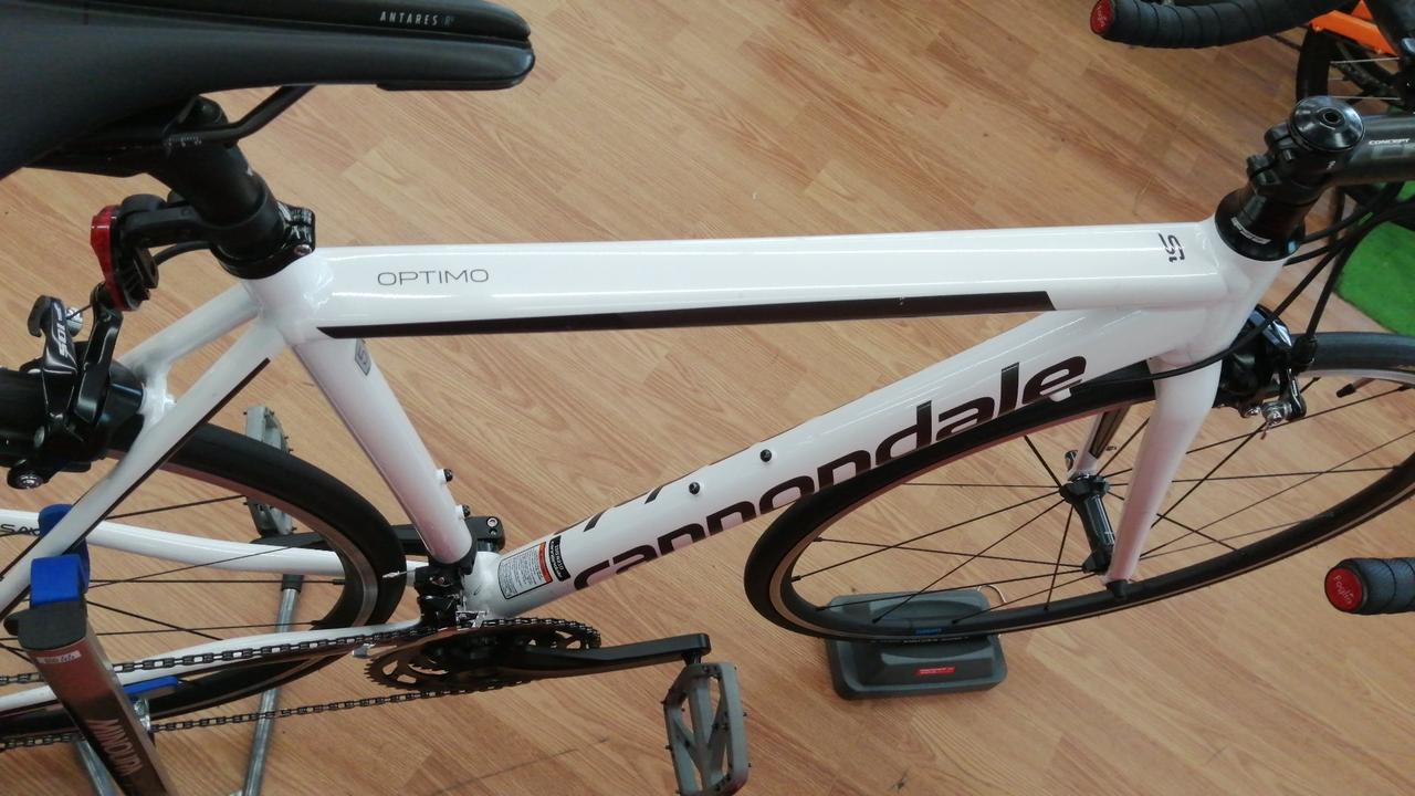 【ジャンク品】【基本引き取りのみ】Cannondale ロードバイク CANNONDALE ( キャノンデール ) ロードバイク CAAD OPTIMO 4 YS