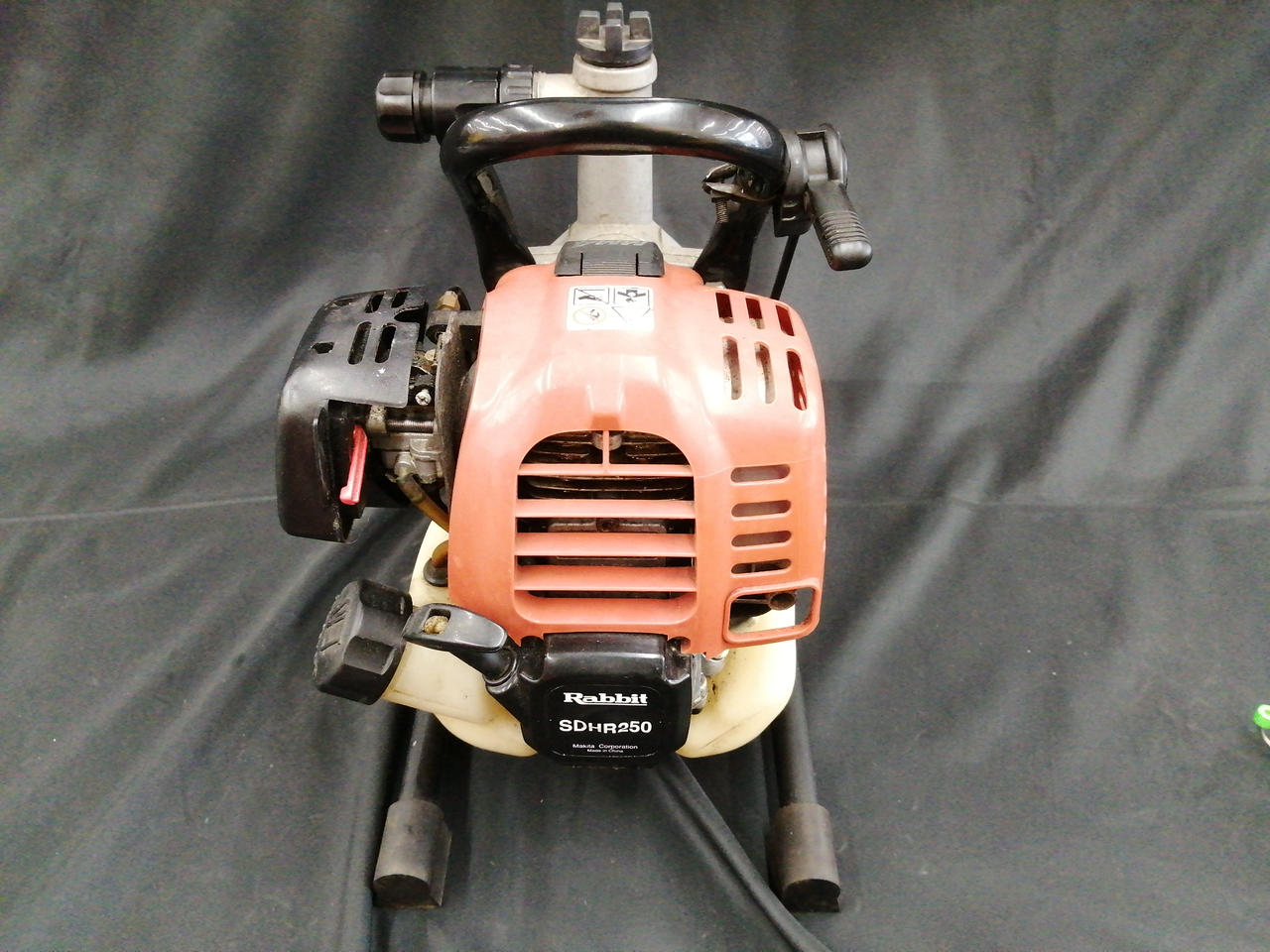 全体的に汚れがあります