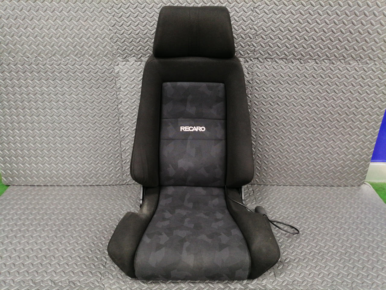 レカロ(RECARO)|セミバケットシート|HARDOFFオフモール（オフモ