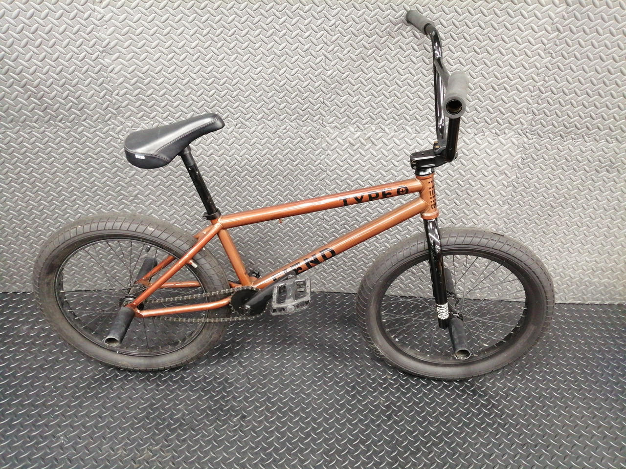 FIEND|BMX|【ハードオフ公式通販】オフモール|1050040000052155