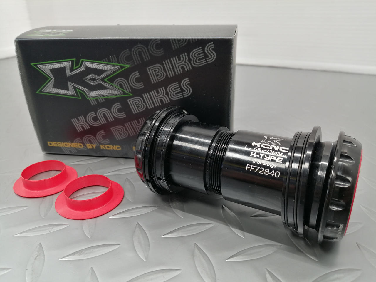 KCNC BB 新品未使用　箱付き KCNC BB 新品未使用箱付き