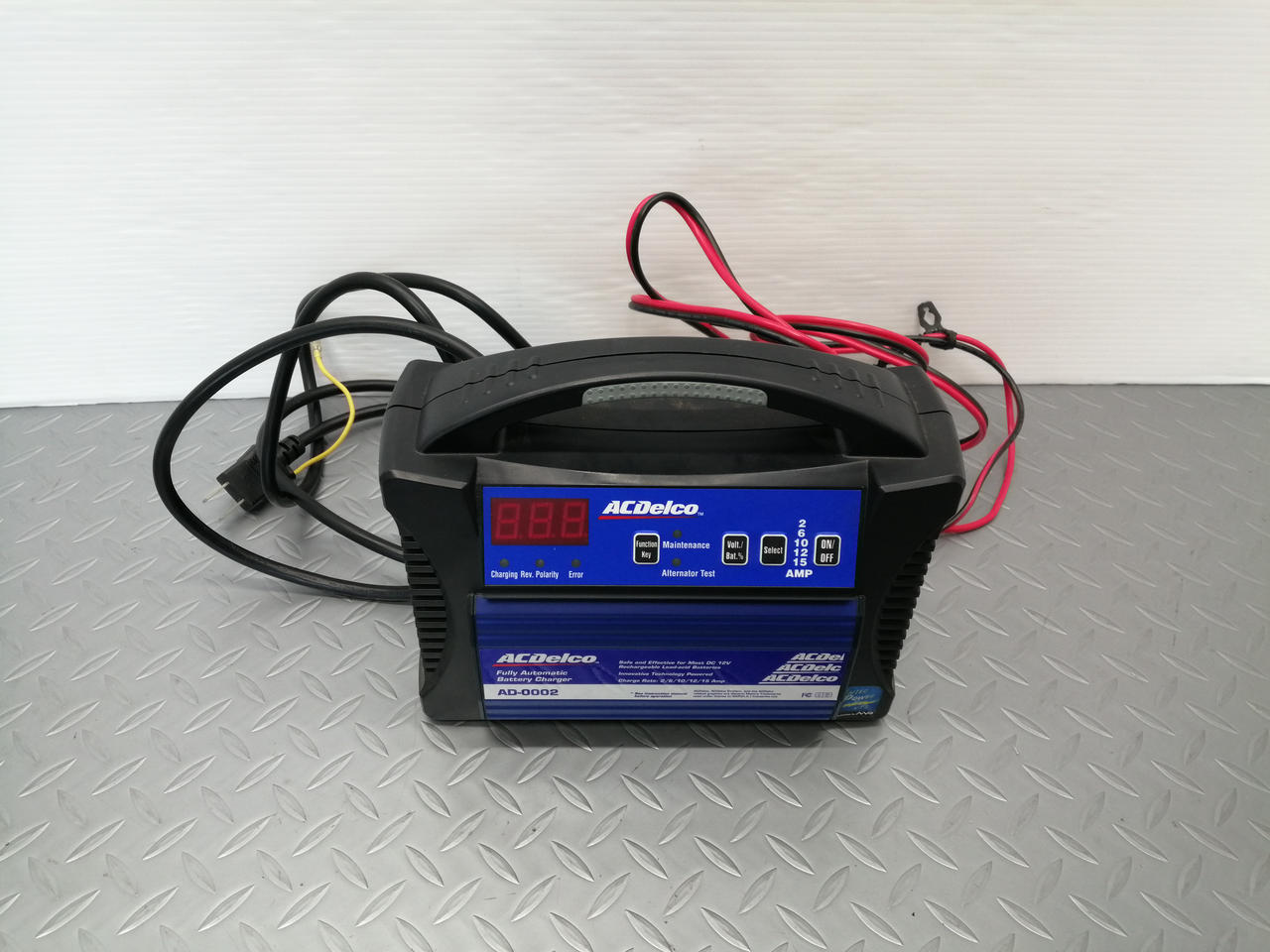 ACDelco AD-0002 バッテリーチャージャー AD-0002 バッテリー充電器(12V) 1台 ACDelco 【通販モノタロウ】