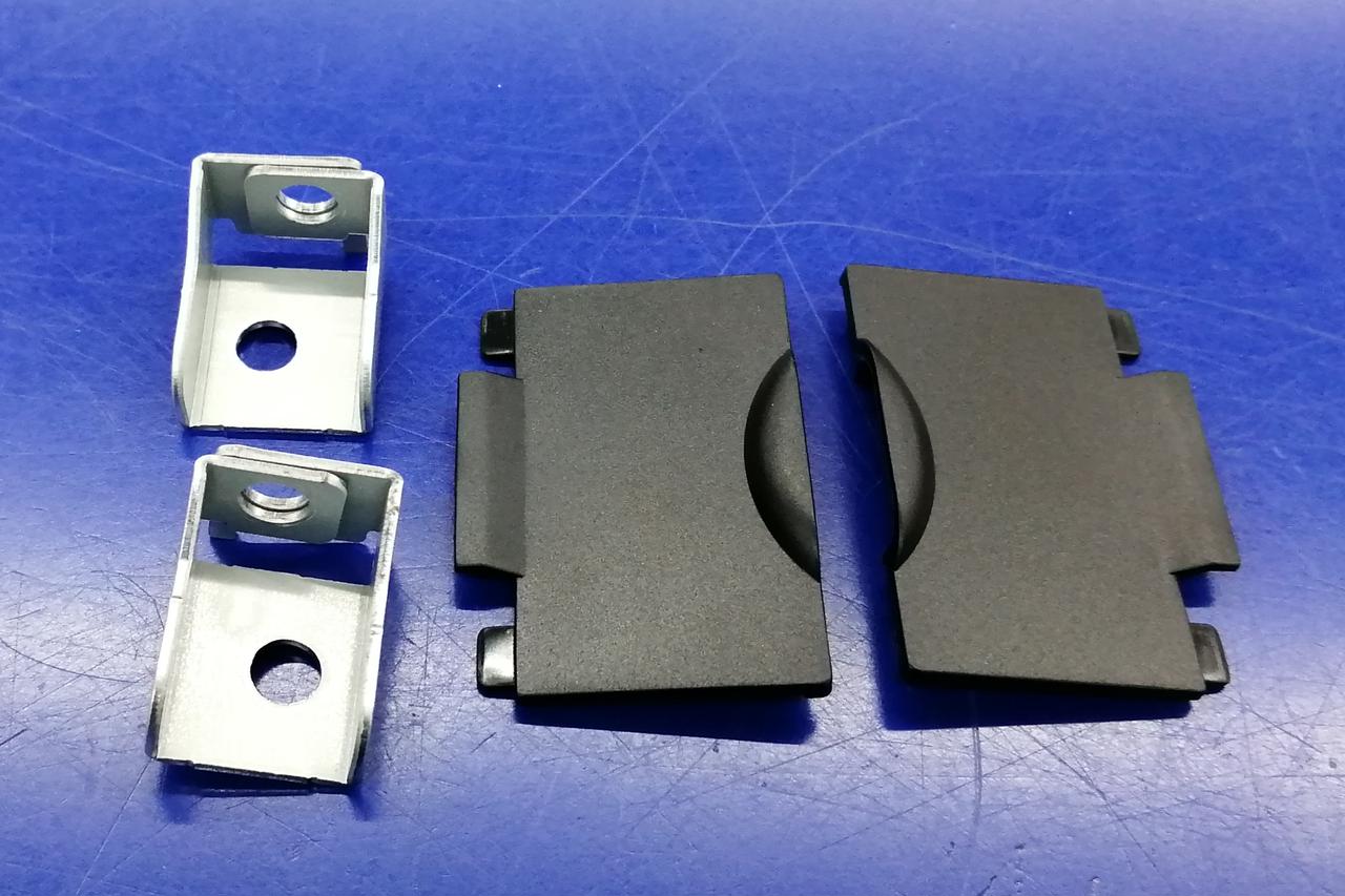 ブラケット、カバー