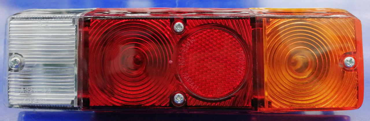 ｢TOKYO A320 44｣表記あり