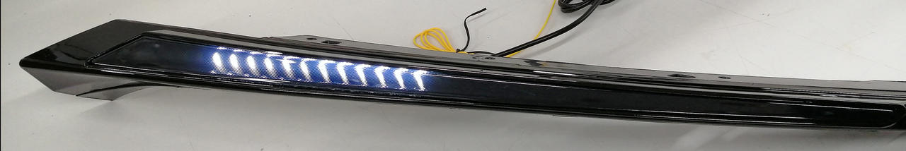 白LEDは流れます