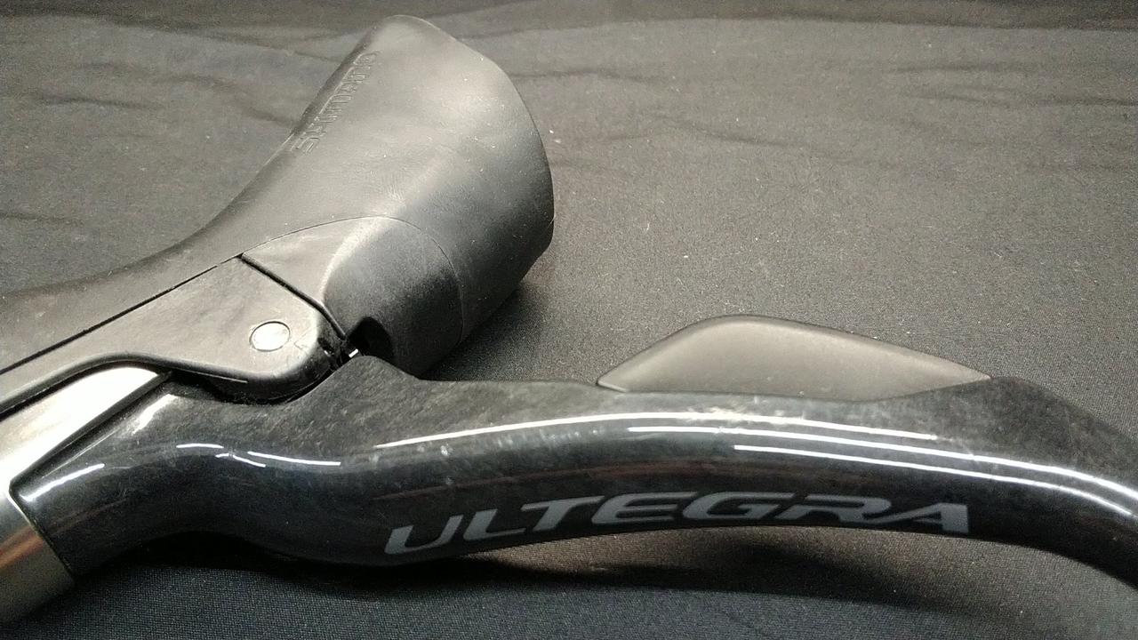 小キズあります