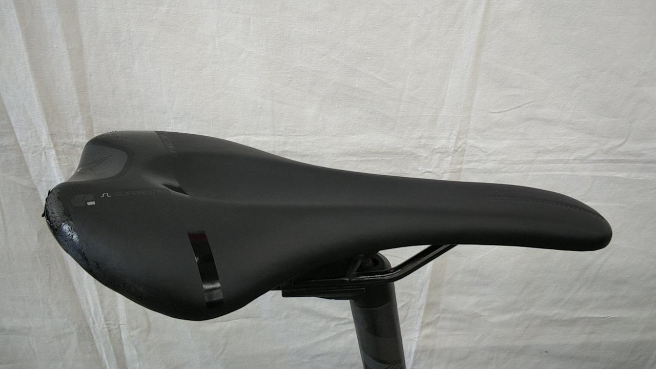 破れがあります