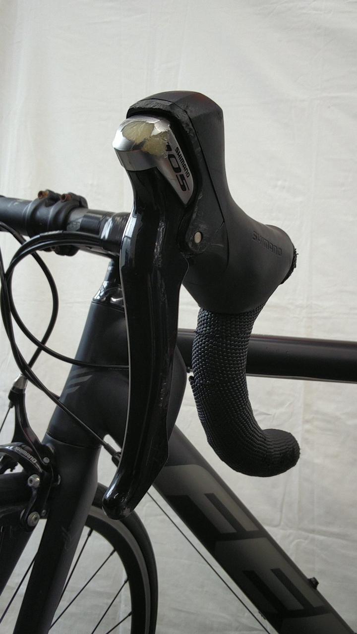 キズがあります