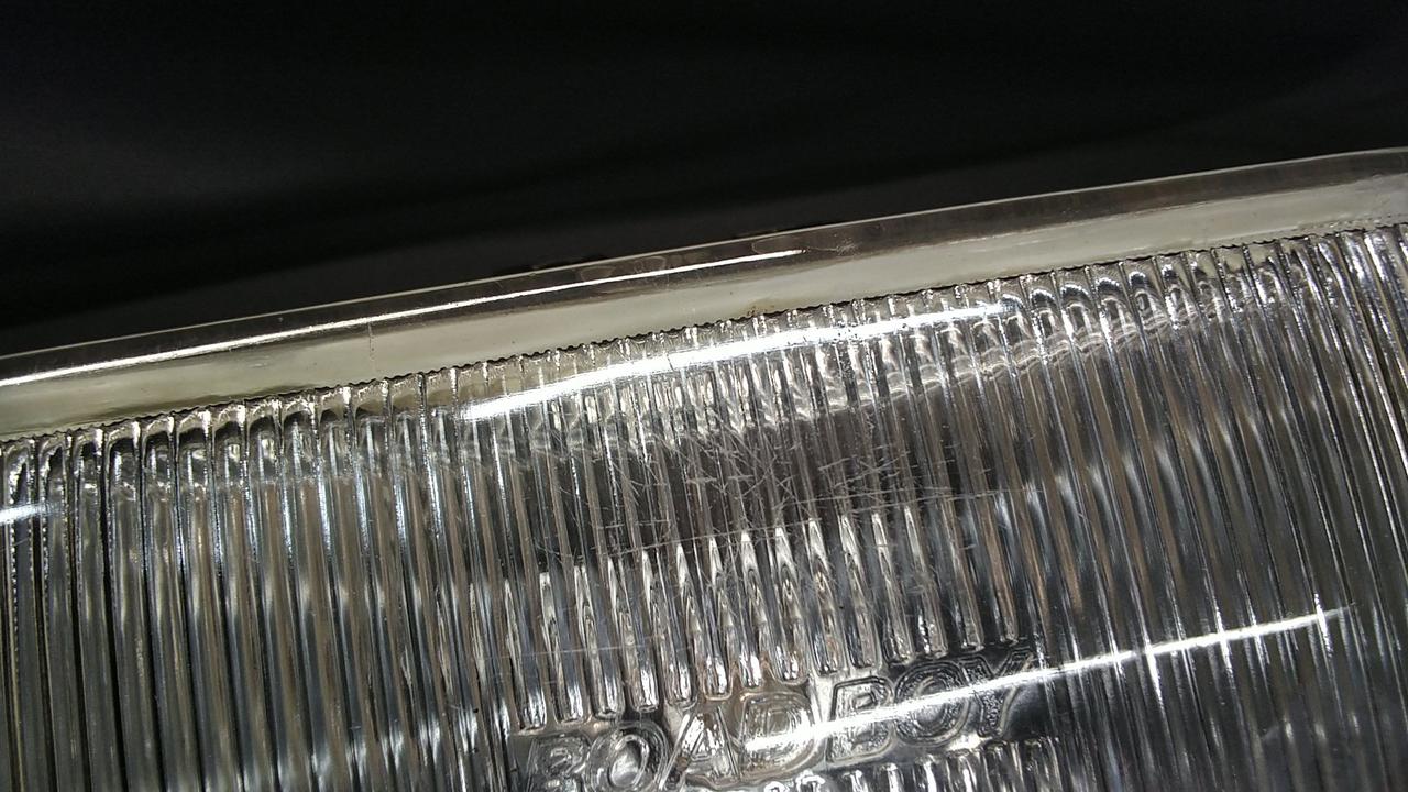 細かいキズが多数あります