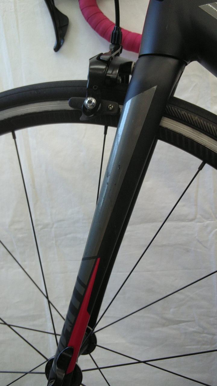 キズがあります