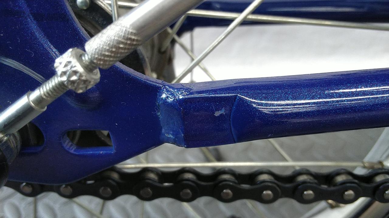 小キズがあります