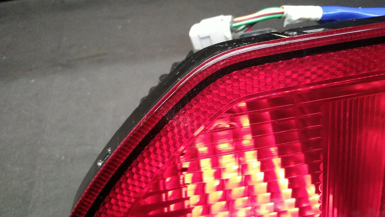 小キズがあります