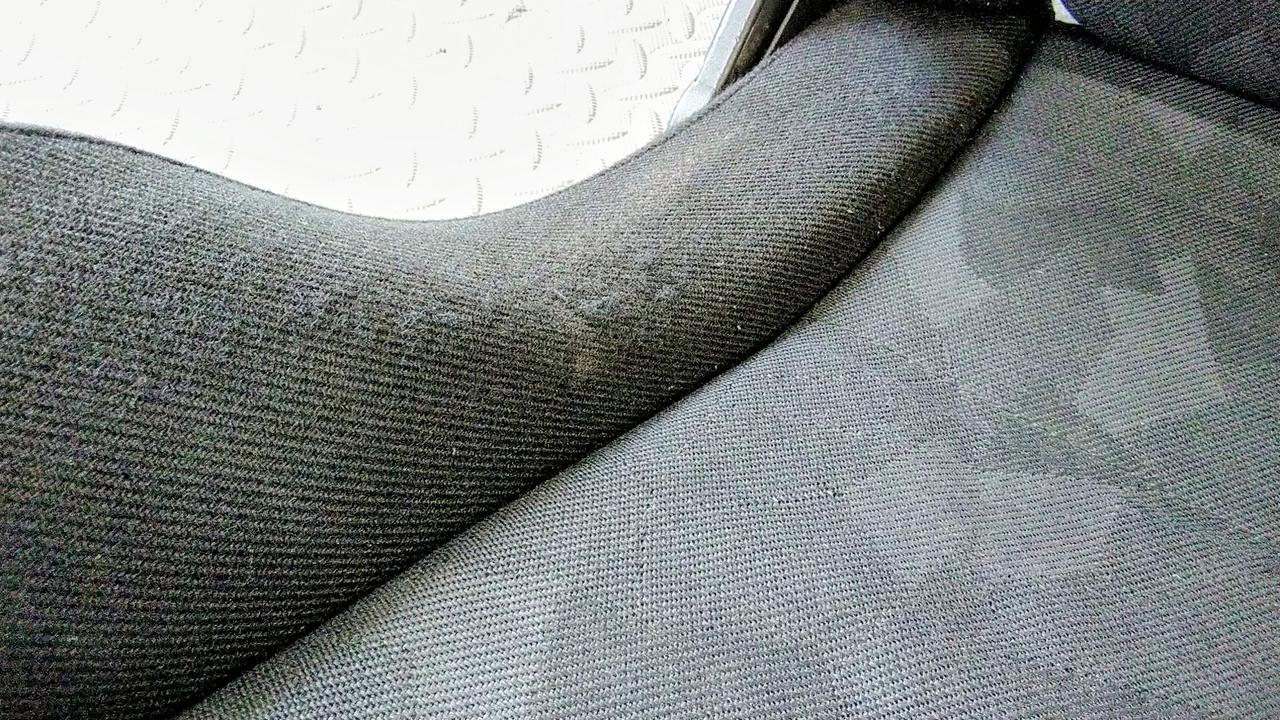毛羽立ち有ります