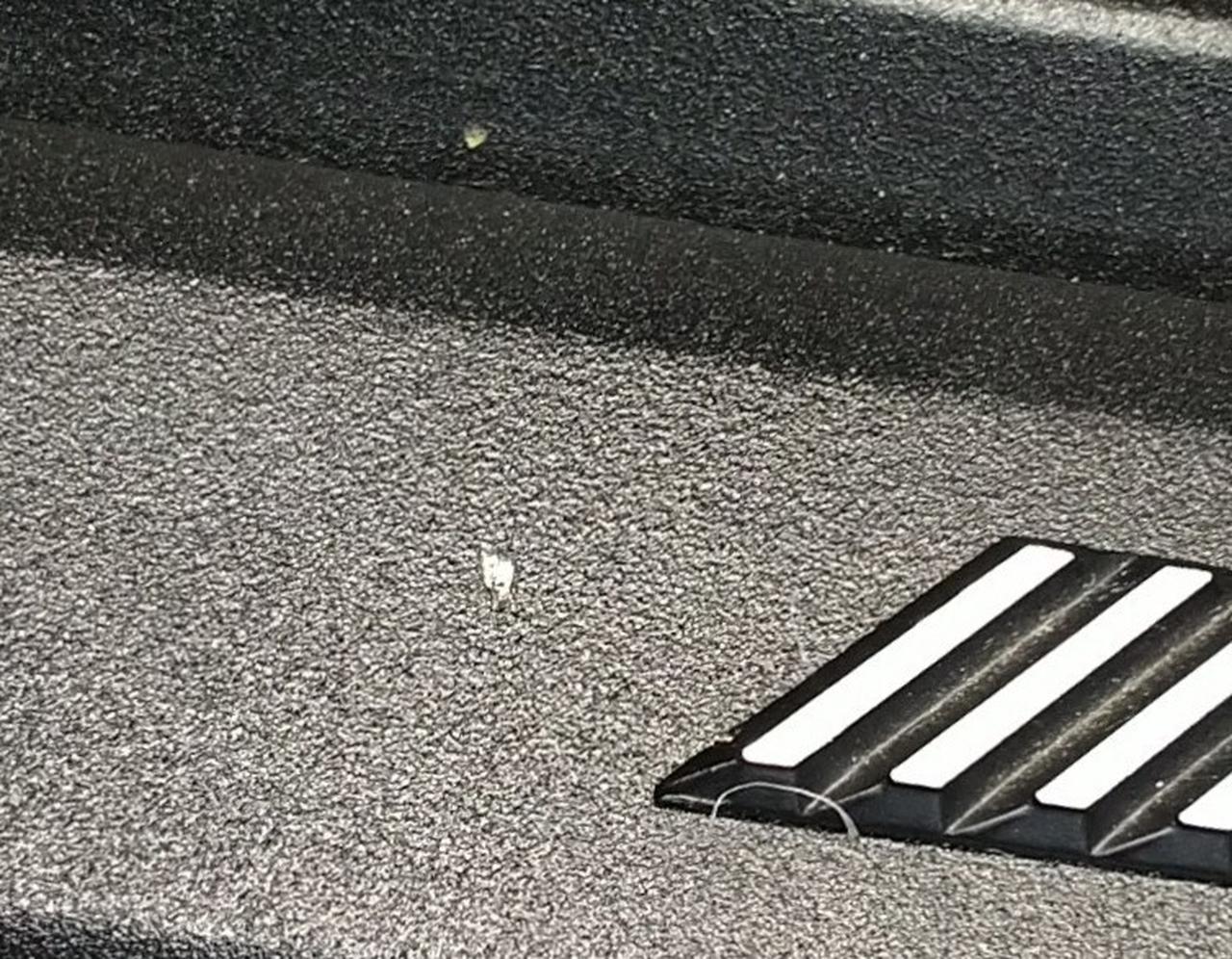 剥がれキズ有り