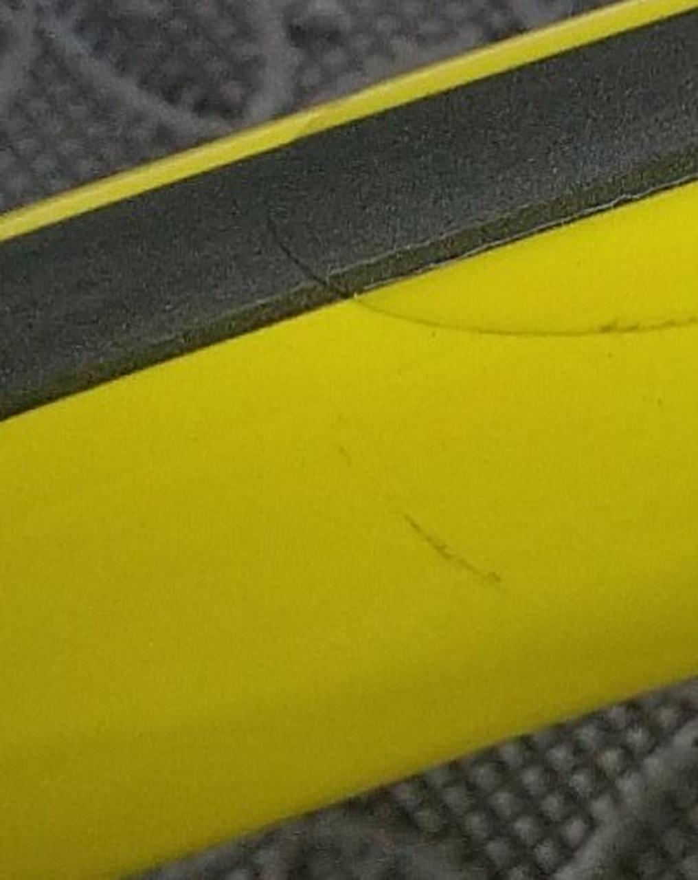 スリキズがあります