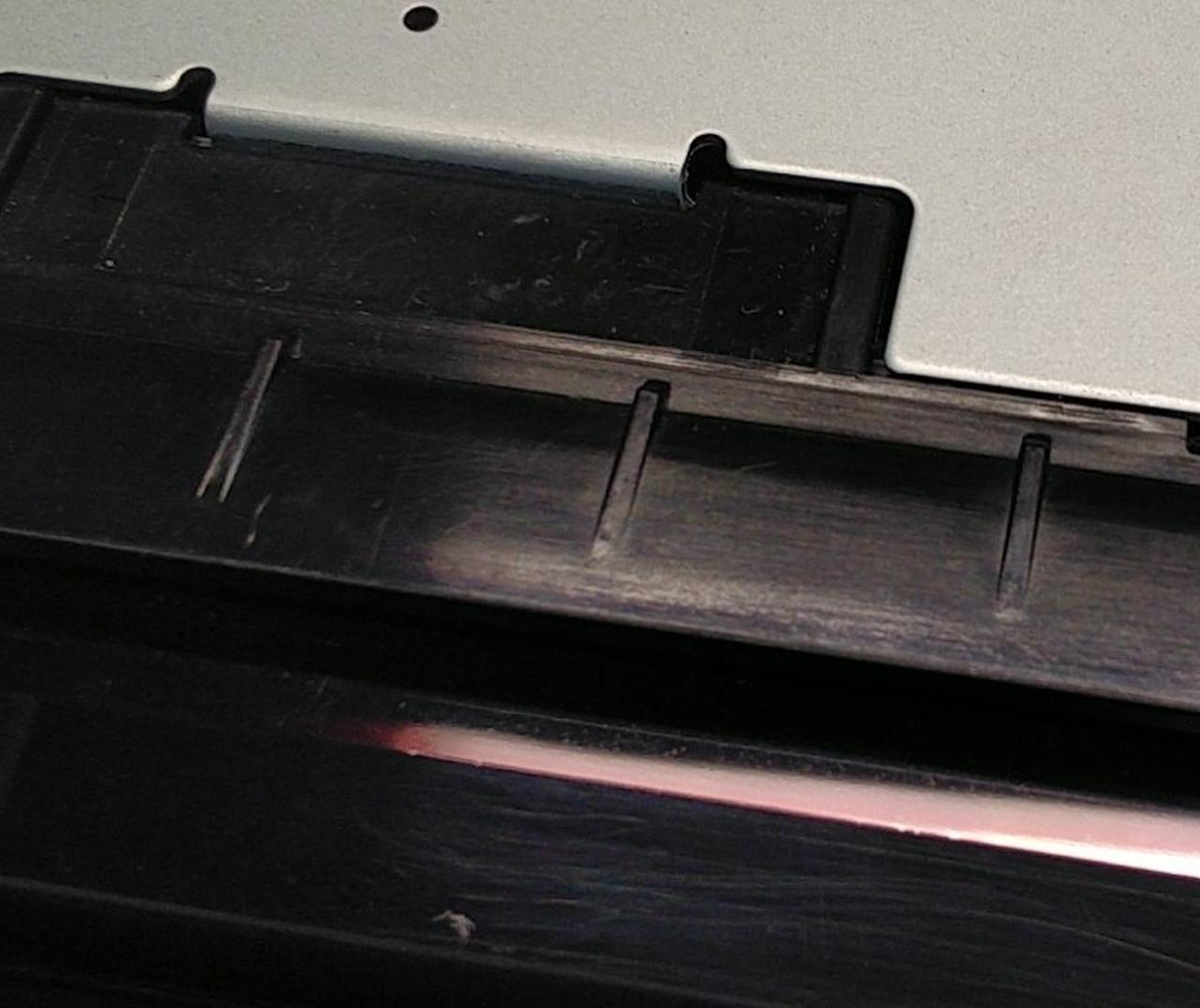 小キズがあります