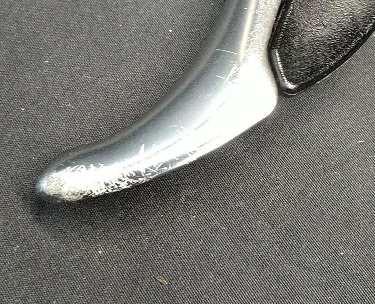 キズがあります