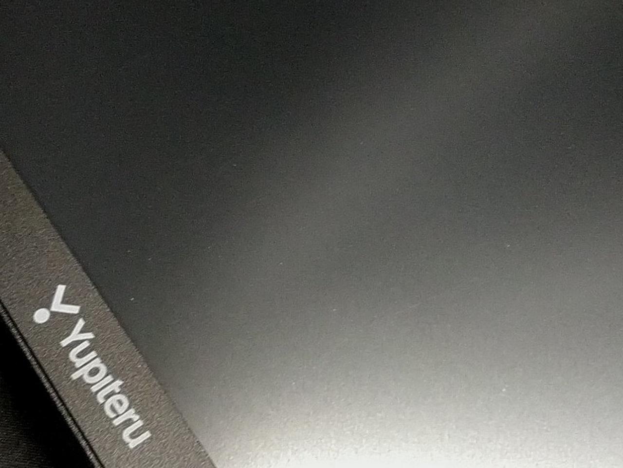 薄くキズがあります