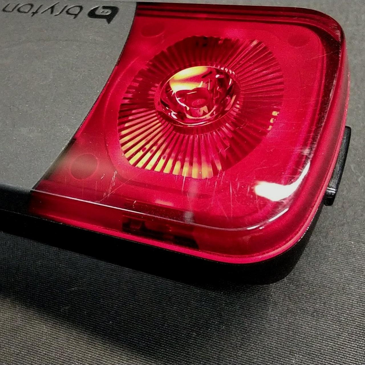 薄くキズがあります