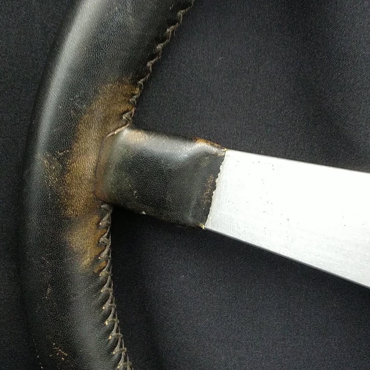 擦れキズあります